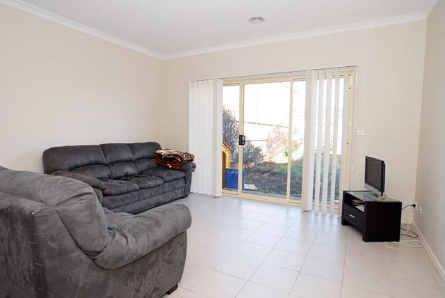 20 East Cornhill Drive, POINT COOK VIC 3030, Point Cook - Thumbnail 3
