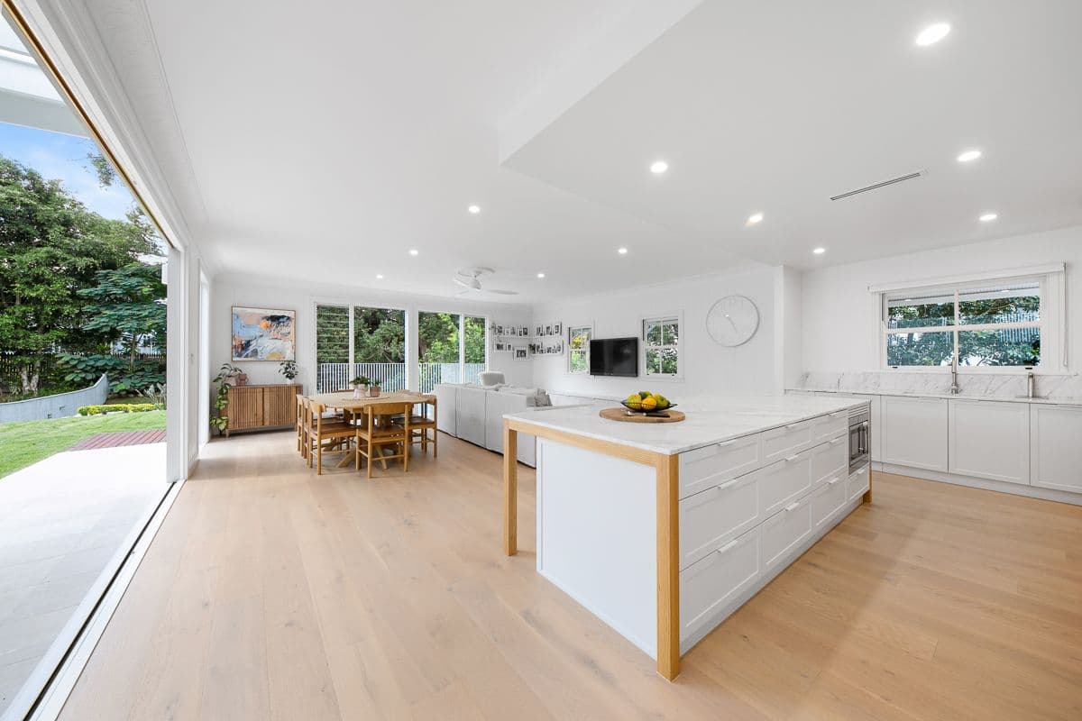 102 Victoria Avenue, Chelmer QLD 4068, Chelmer - Thumbnail 5