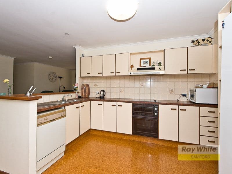 CLEAR MOUNTAIN QLD 4500, Clear Mountain - Thumbnail 4