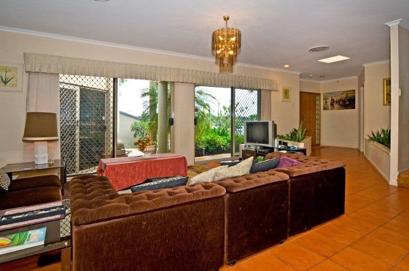 7 Salamander Place, ROCHEDALE SOUTH QLD 4123, Rochedale South - Thumbnail 3