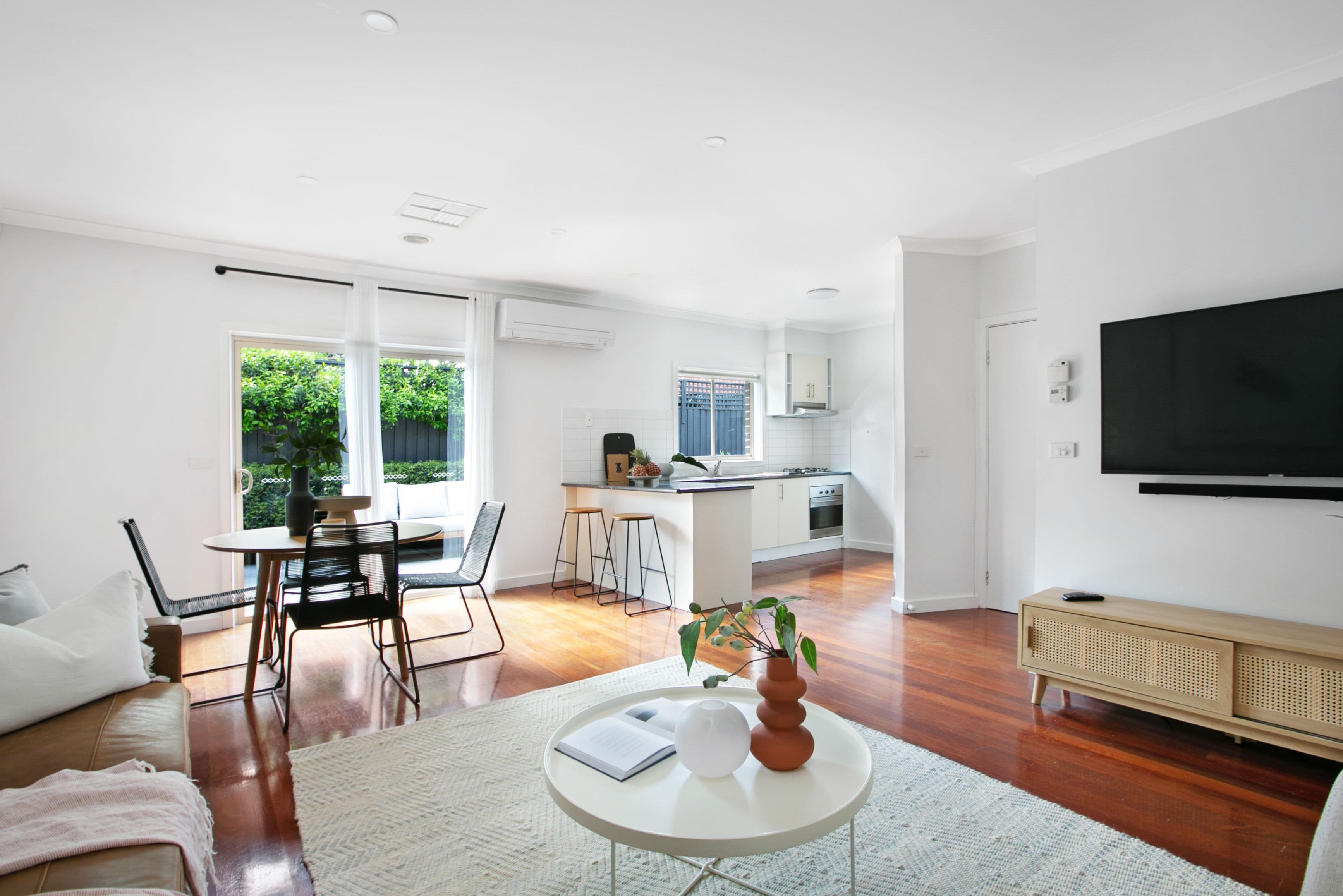 14 Pickett Street, Reservoir VIC 3073, Reservoir - Thumbnail 3