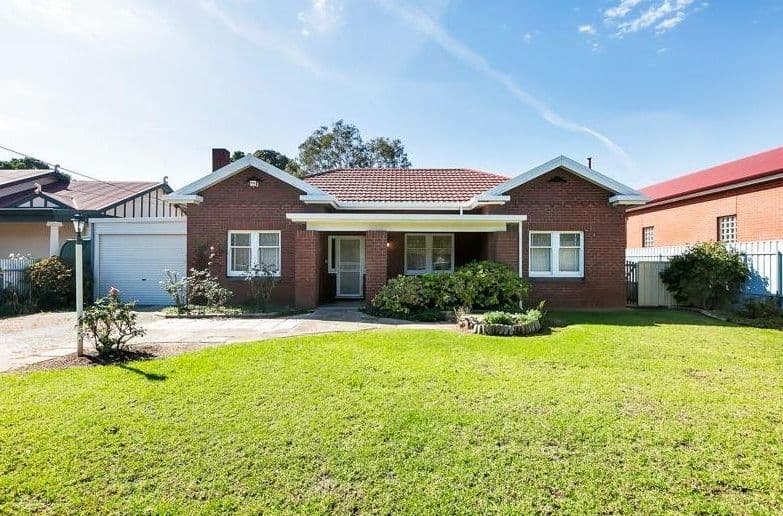 31 Mahogany Drive, Gulmarrad - Image 1