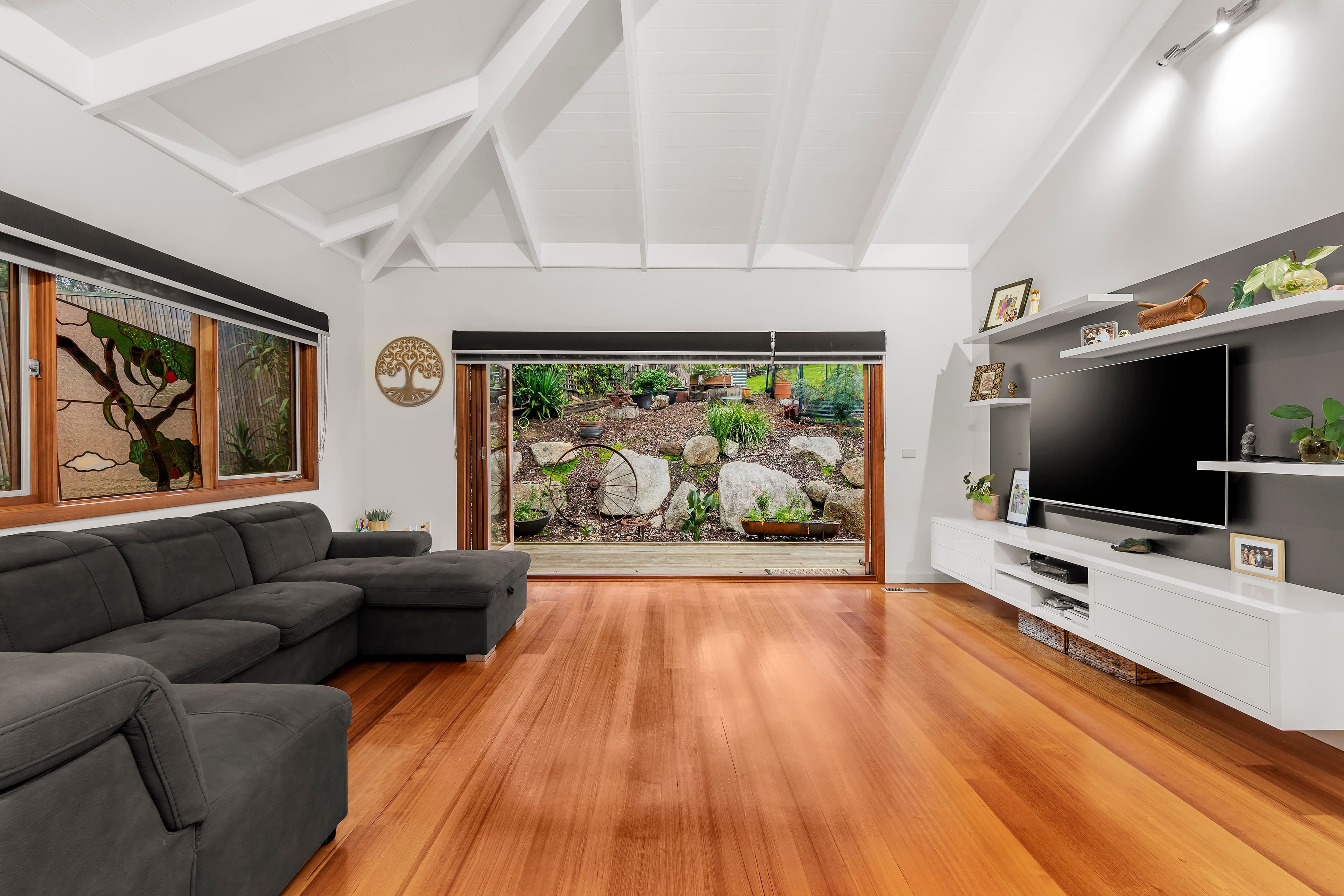 42 Curtain Road, Hurstbridge VIC 3099, Hurstbridge - Thumbnail 4