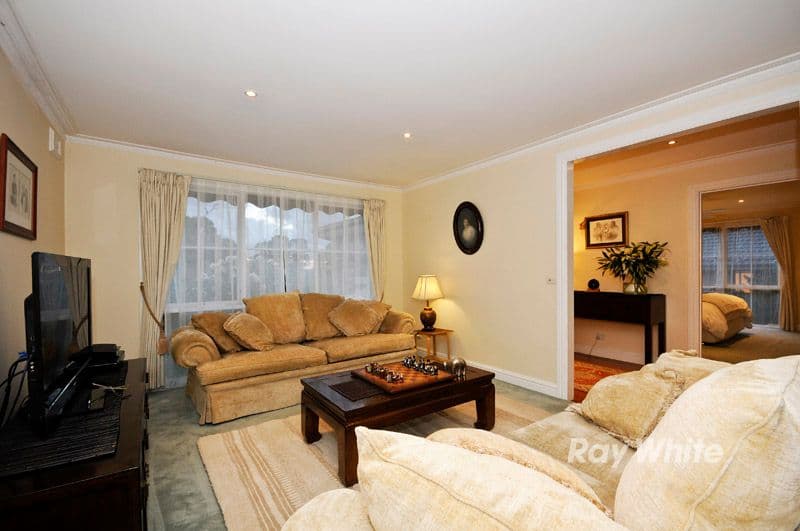 12 Wondalea Crescent, WANTIRNA VIC 3152, Wantirna - Thumbnail 2