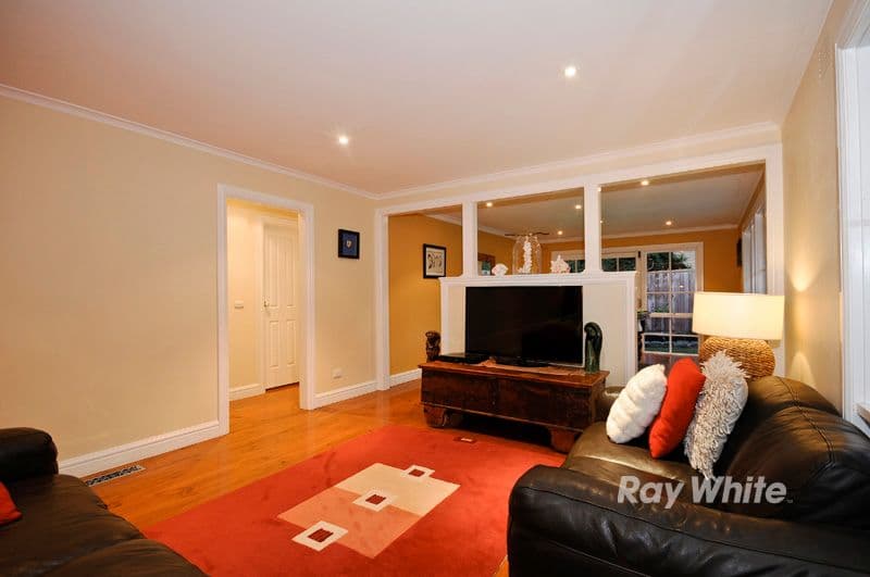 12 Wondalea Crescent, WANTIRNA VIC 3152, Wantirna - Thumbnail 5