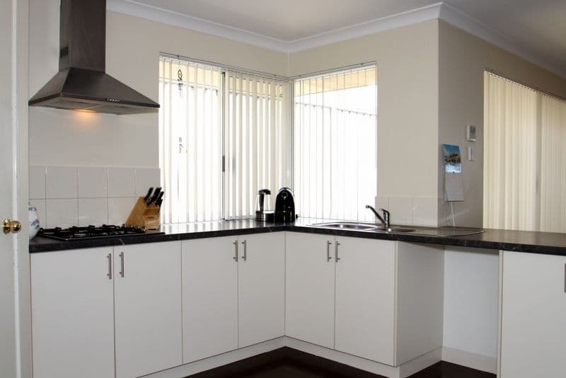 13 Ringwood Loop, WELLARD WA 6170, Wellard - Thumbnail 2