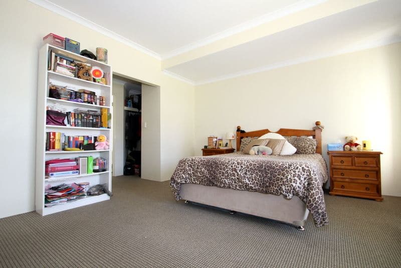 13 Ringwood Loop, WELLARD WA 6170, Wellard - Thumbnail 3