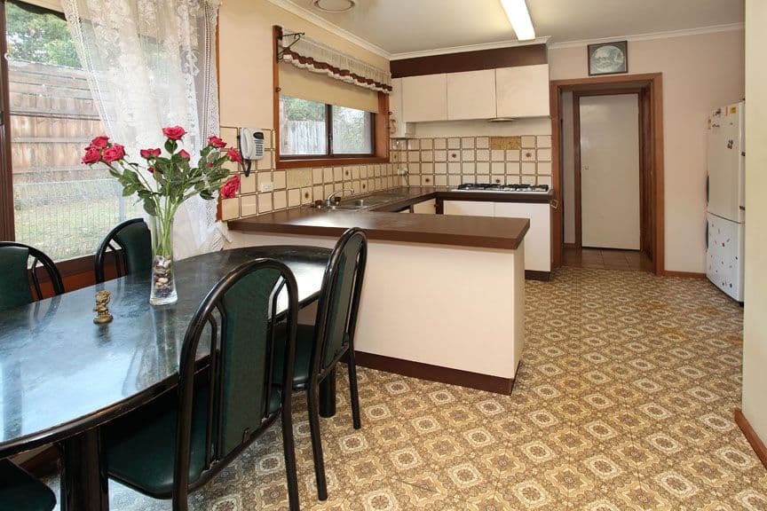 49 Hinkler Road, GLEN WAVERLEY VIC 3150, Glen Waverley - Thumbnail 3