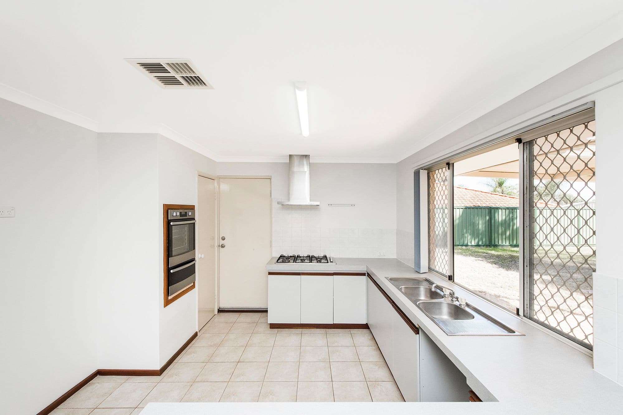 2 Summer Court, Bullsbrook WA 6084, Bullsbrook - Thumbnail 3