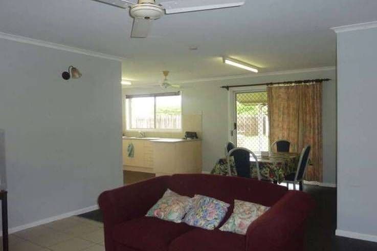 38  Paget Street, WEST MACKAY QLD 4740, West Mackay - Thumbnail 4