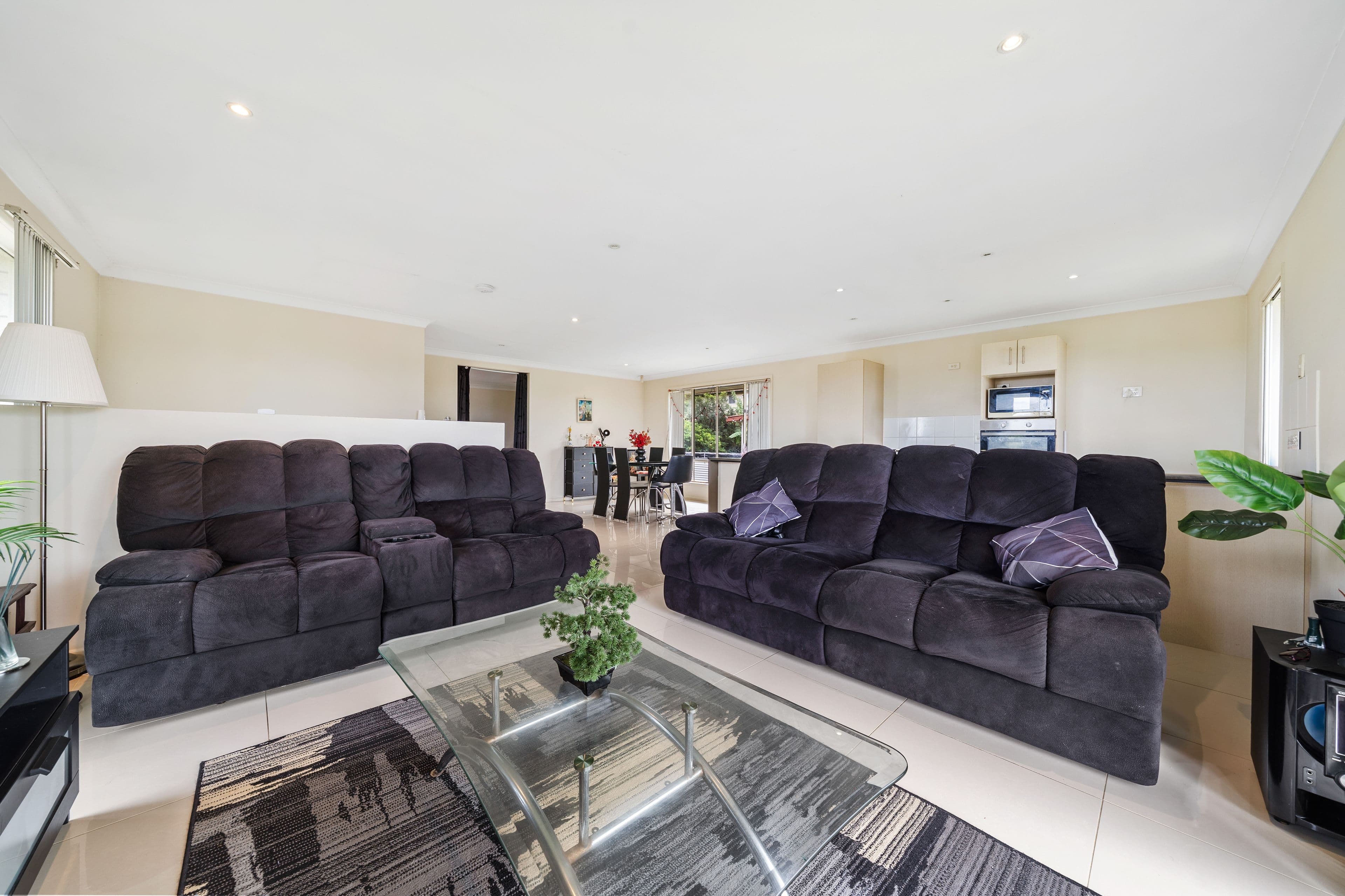 2 Eyre Street, Woodridge QLD 4114, Woodridge - Thumbnail 4