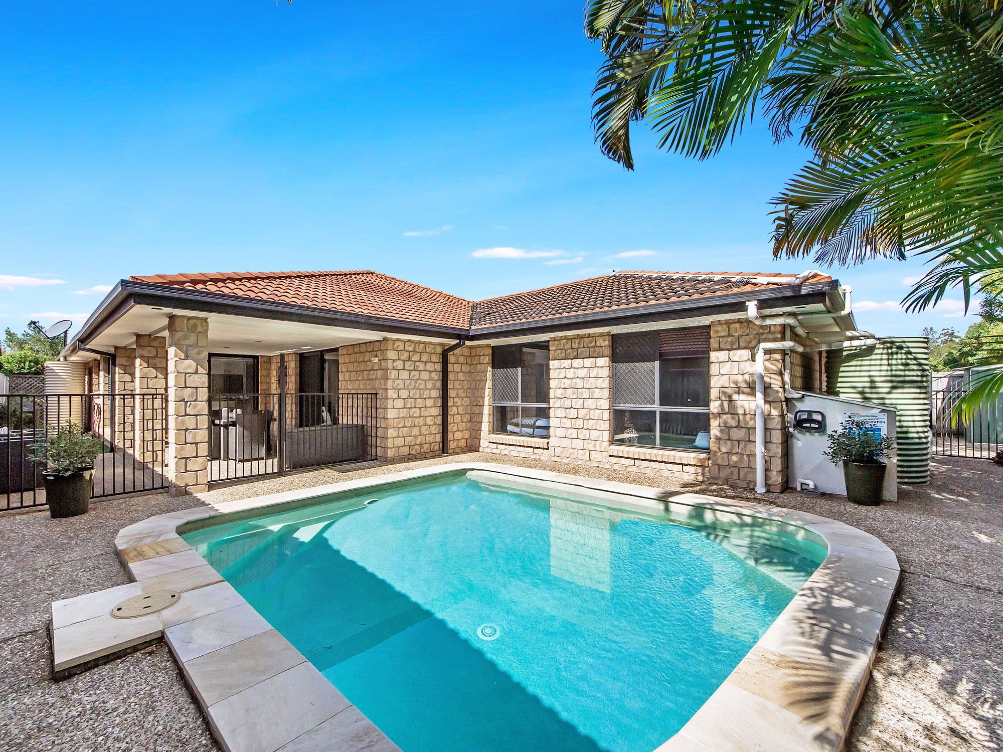 39 Murchison Street, Pacific Pines QLD 4211, Pacific Pines - Thumbnail 2