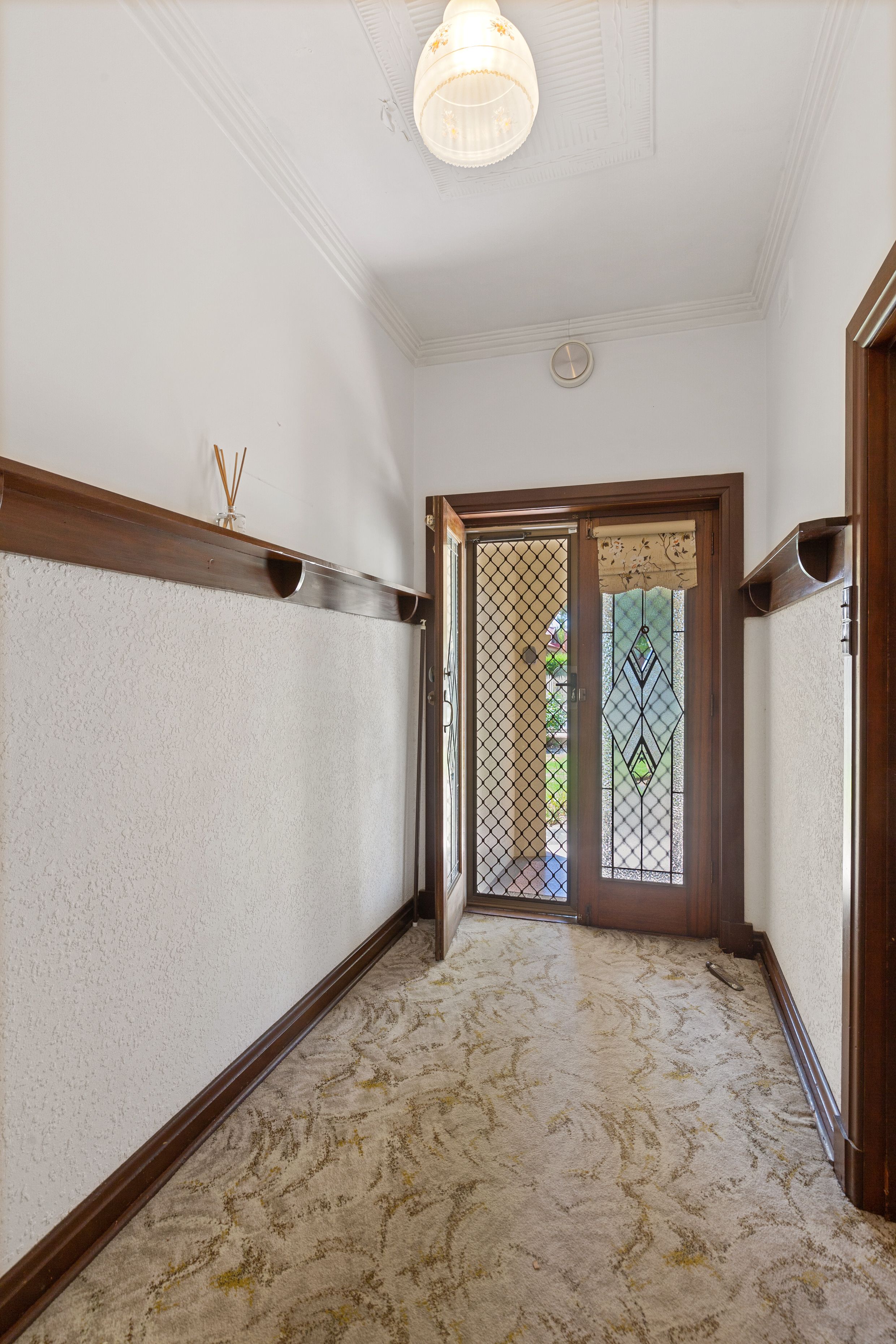 6 Churchill Avenue, Glandore SA 5037, Glandore - Thumbnail 3