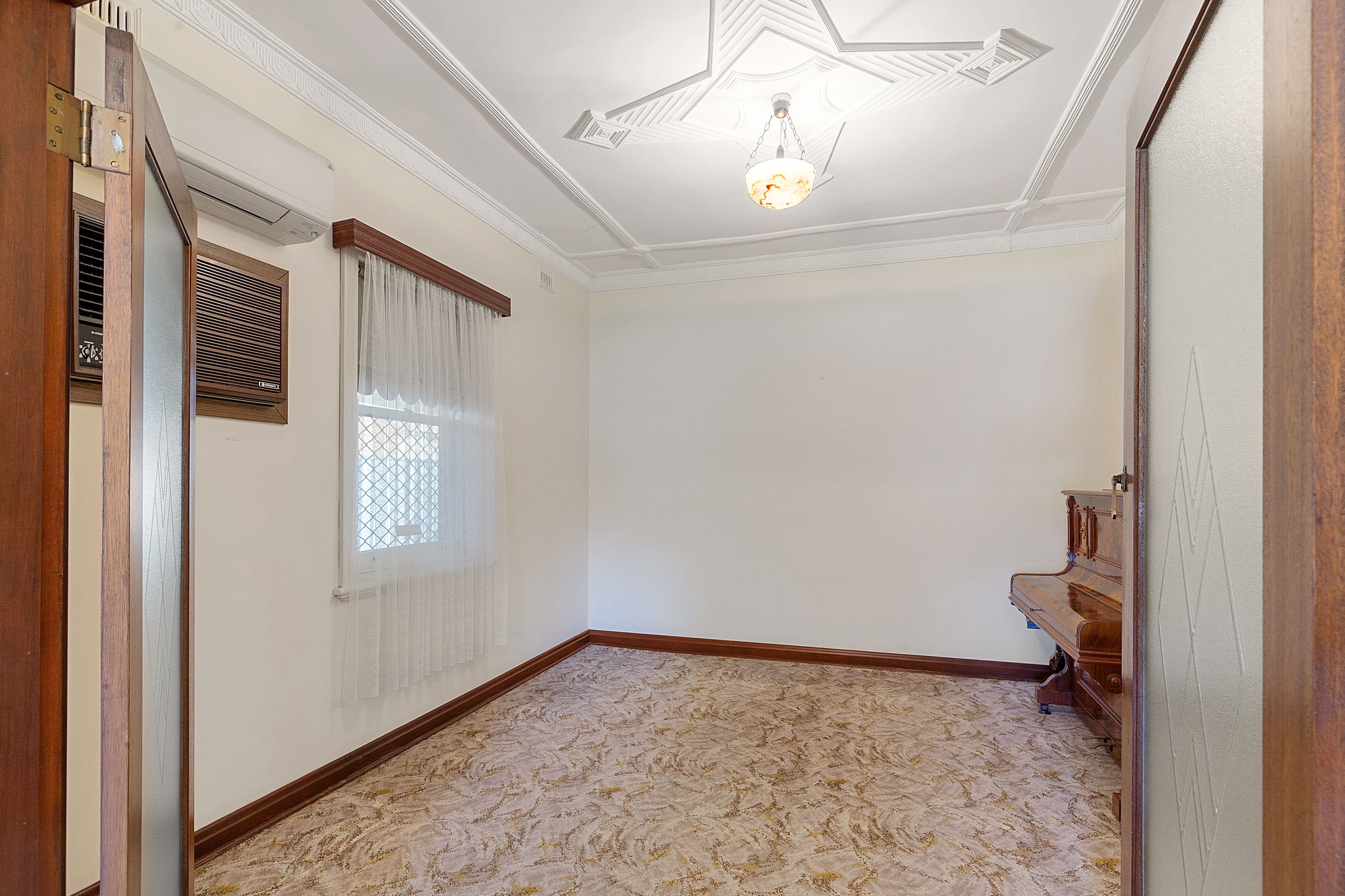 6 Churchill Avenue, Glandore SA 5037, Glandore - Thumbnail 6