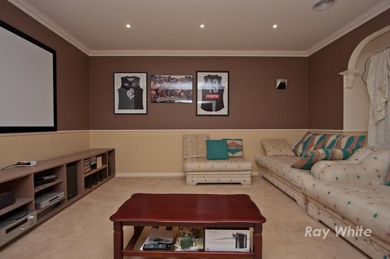 13 Macalister Place, PAKENHAM VIC 3810, Pakenham - Thumbnail 3