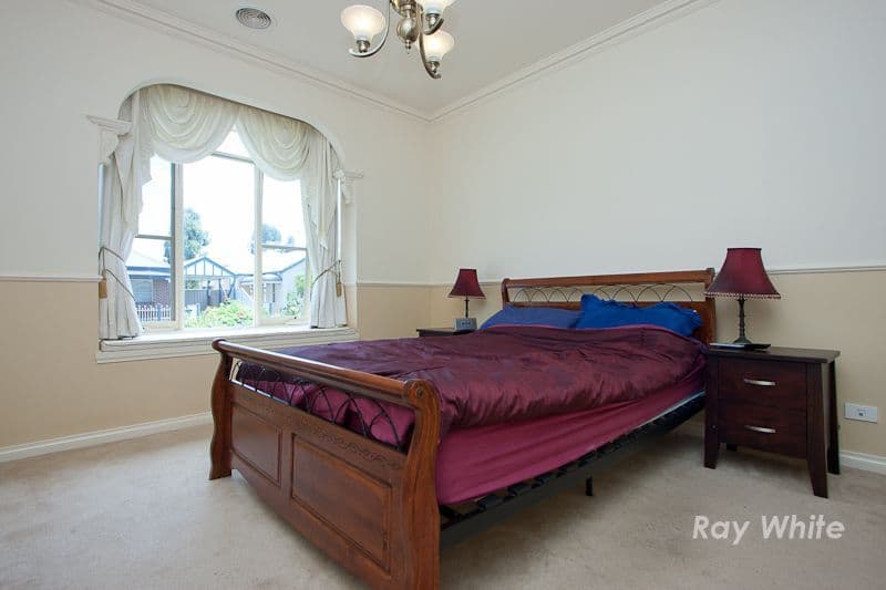 13 Macalister Place, PAKENHAM VIC 3810, Pakenham - Thumbnail 6