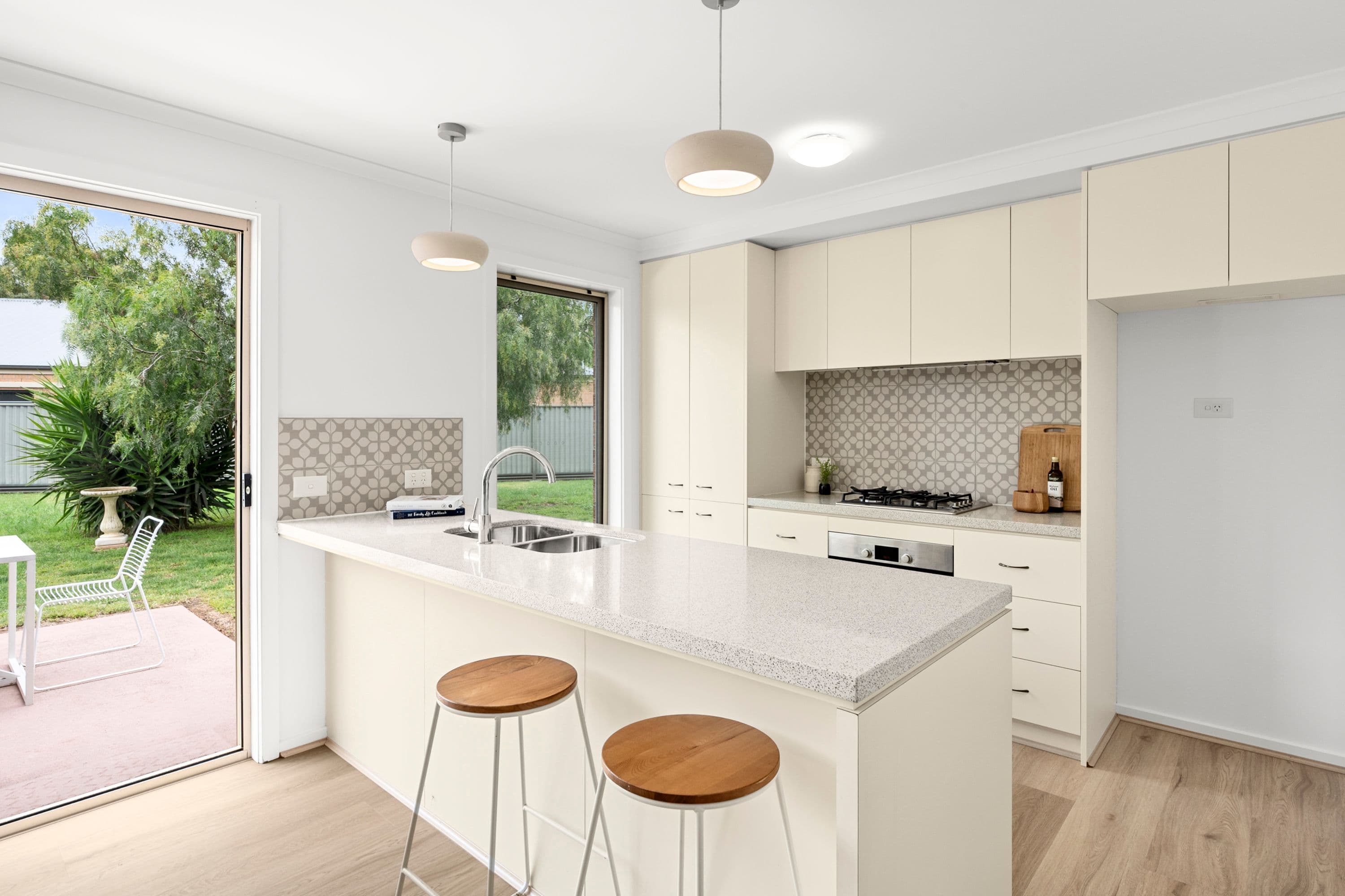 6-7 Bluebill Court, Lara VIC 3212, Lara - Thumbnail 3