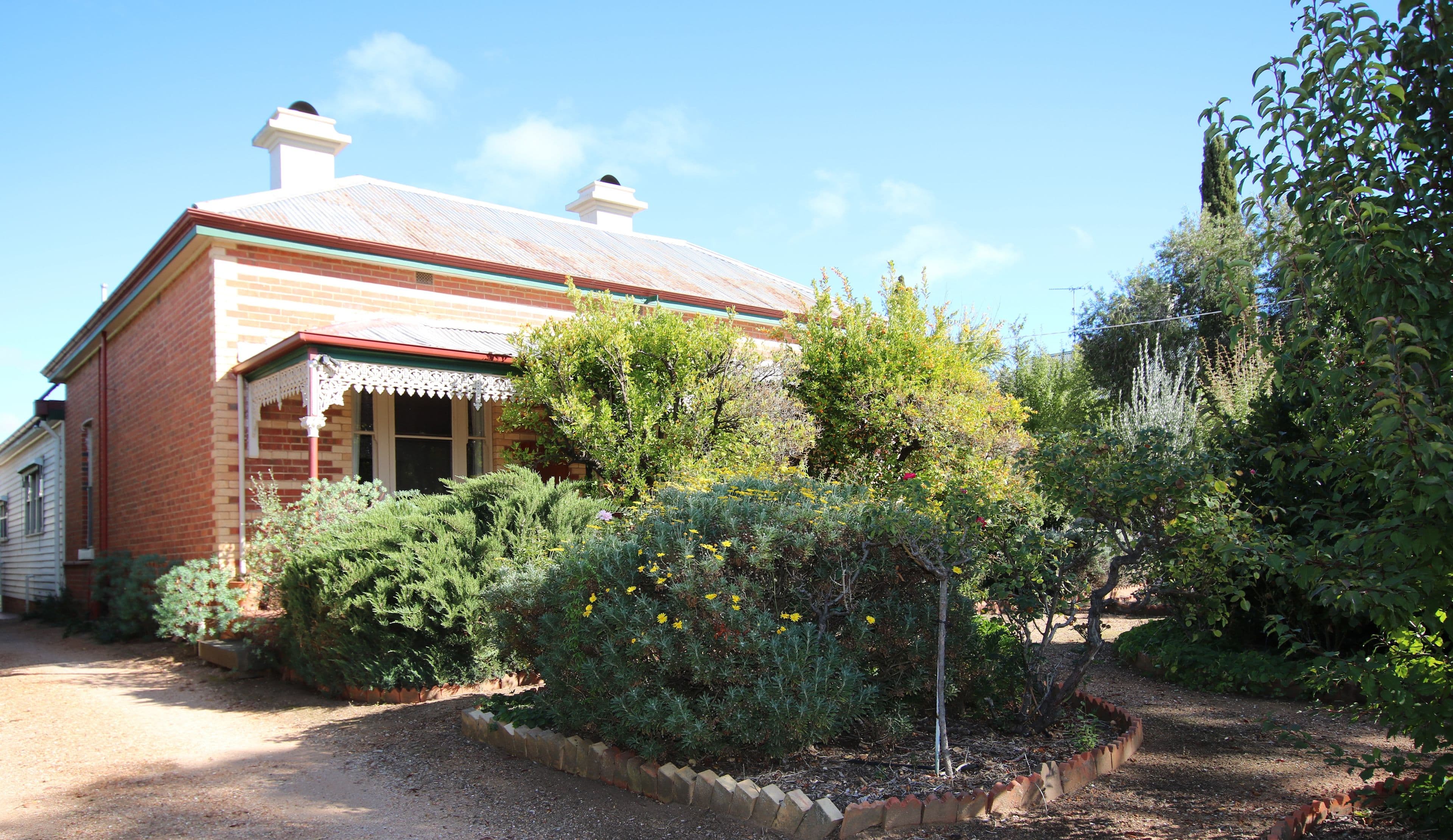 27 Queens Avenue, St Arnaud VIC 3478, St Arnaud - Thumbnail 6