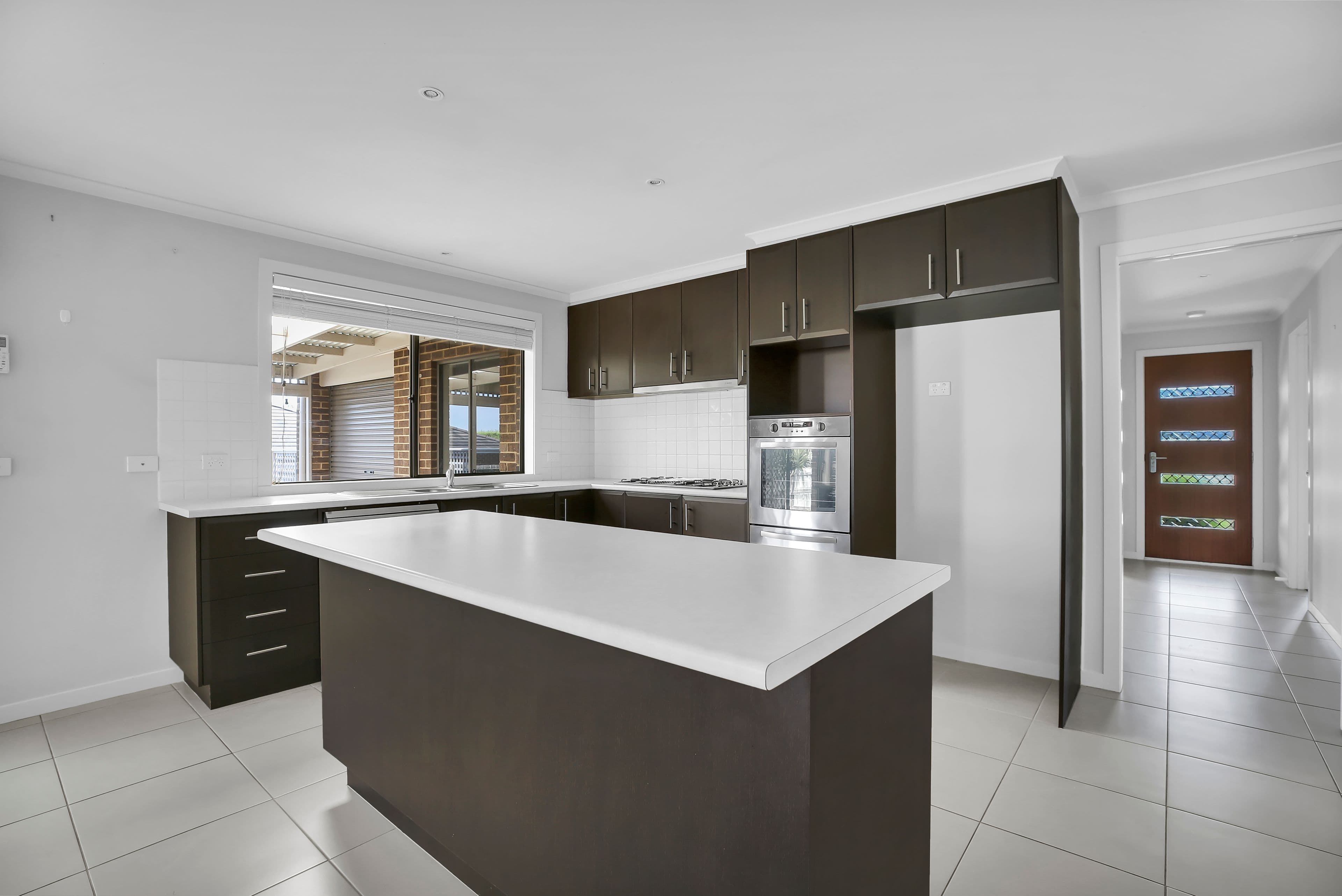32 Davey Drive, Drouin VIC 3818, Drouin - Thumbnail 3