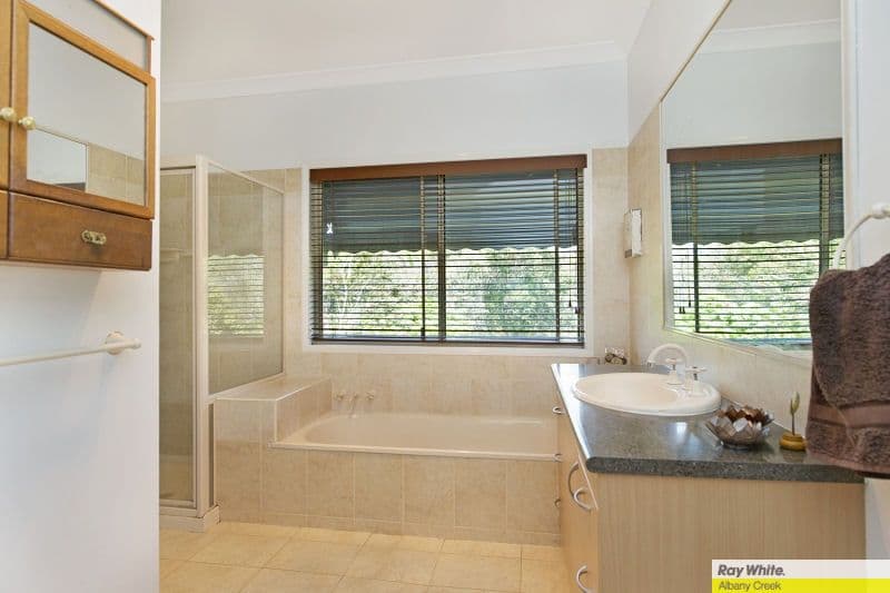 25 Silkyoak Way, Albany Creek QLD 4035, Albany Creek - Thumbnail 6