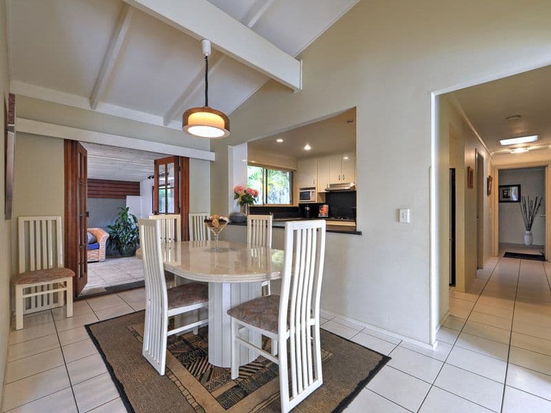 2 Sophie Avenue, Broadbeach Waters QLD 4218, Broadbeach Waters - Thumbnail 5