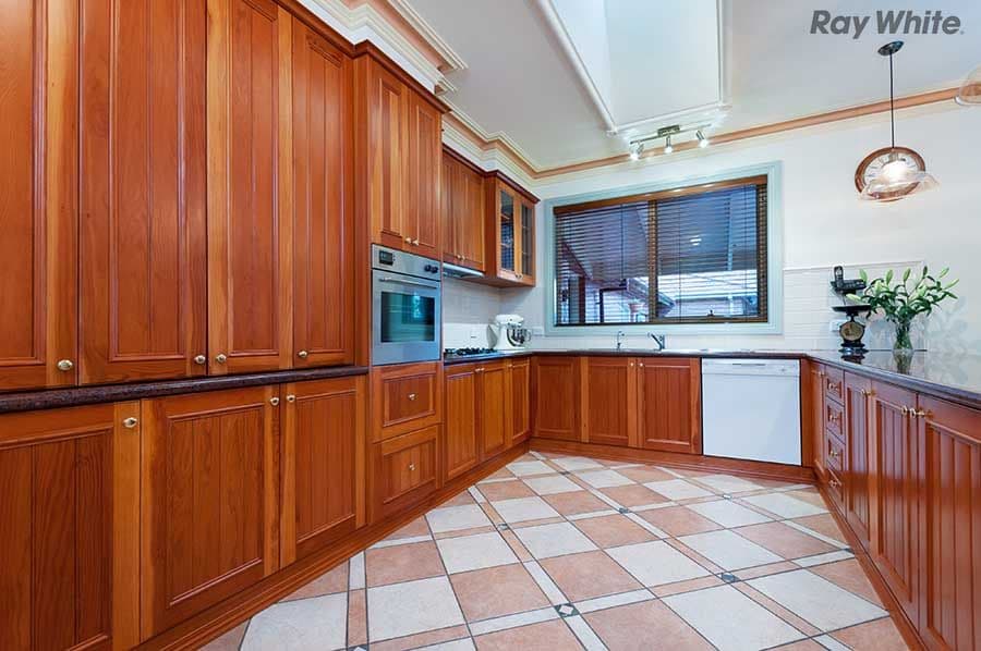22 Glenbruar Drive, Hillside VIC 3037, Hillside - Thumbnail 4