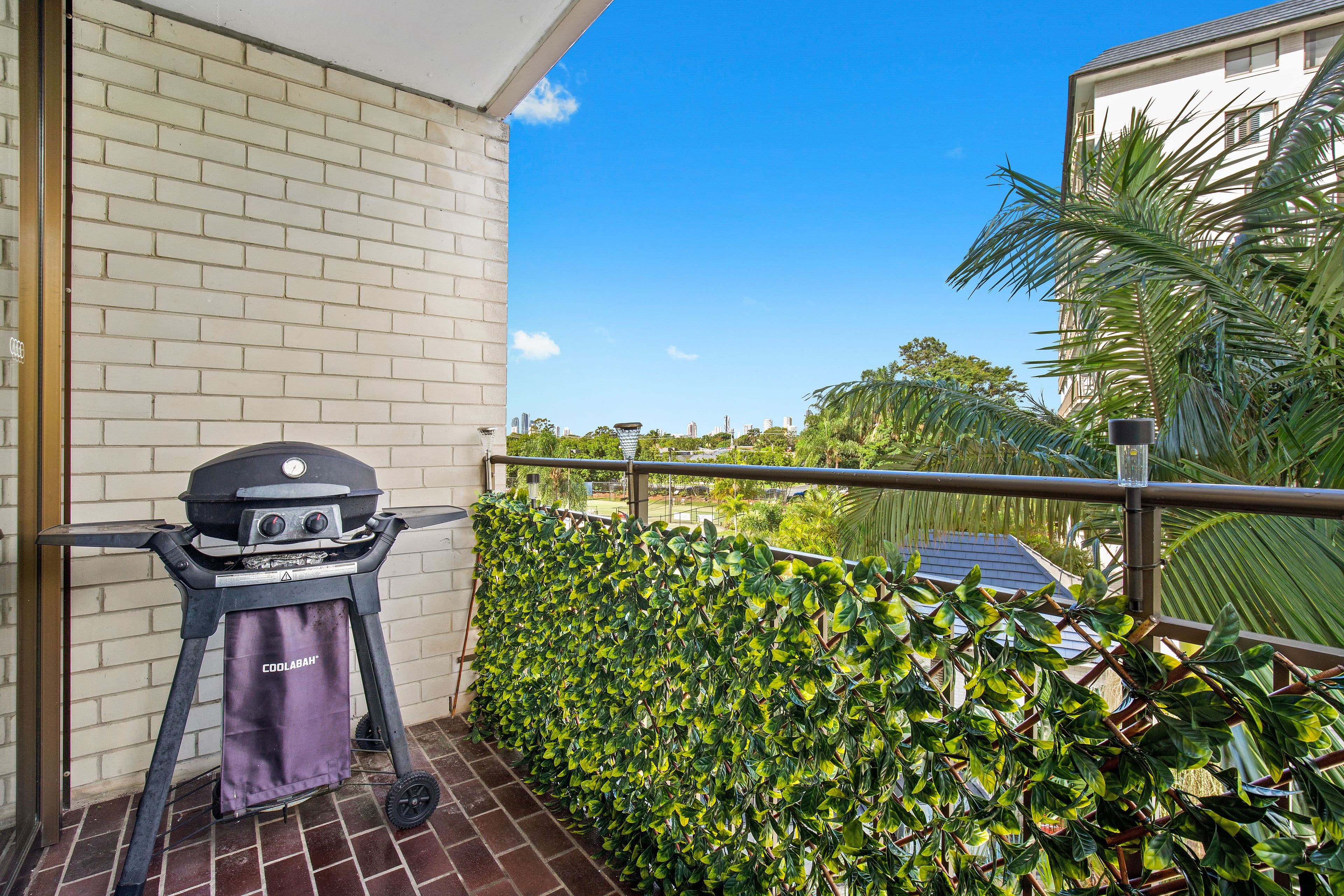 11 Fairway Drive, Clear Island Waters QLD 4226, Clear Island Waters - Thumbnail 7