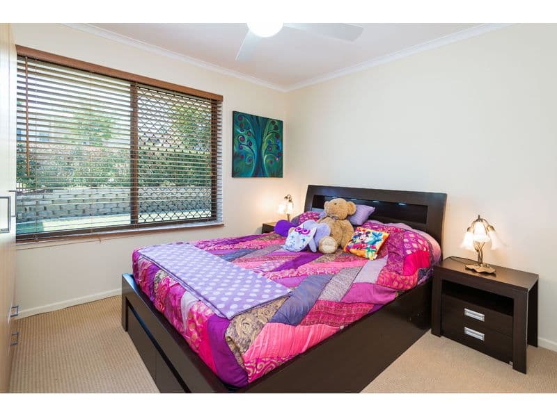 4 Calanda Street, Wishart QLD 4122, Wishart - Thumbnail 3