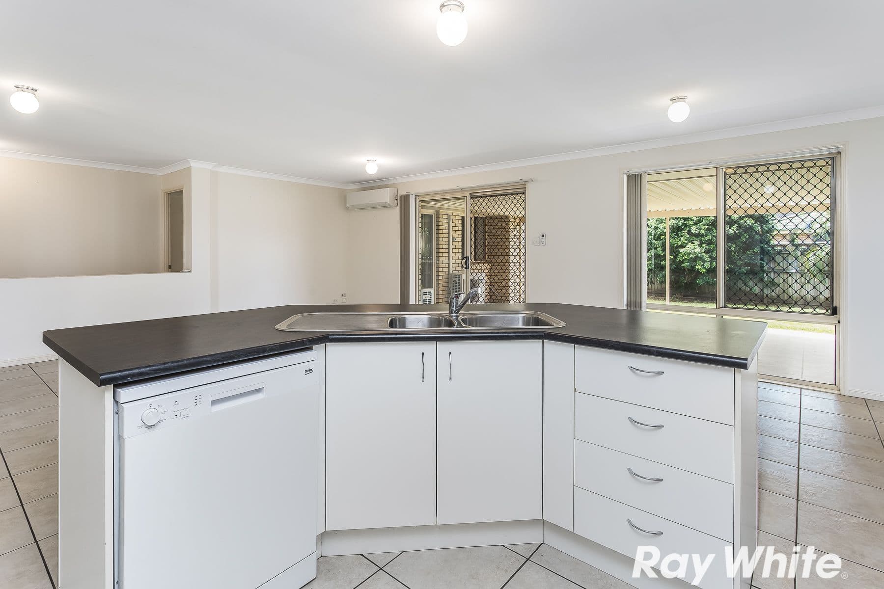 74 Whitehorse Road, Dakabin QLD 4503, Dakabin - Thumbnail 5