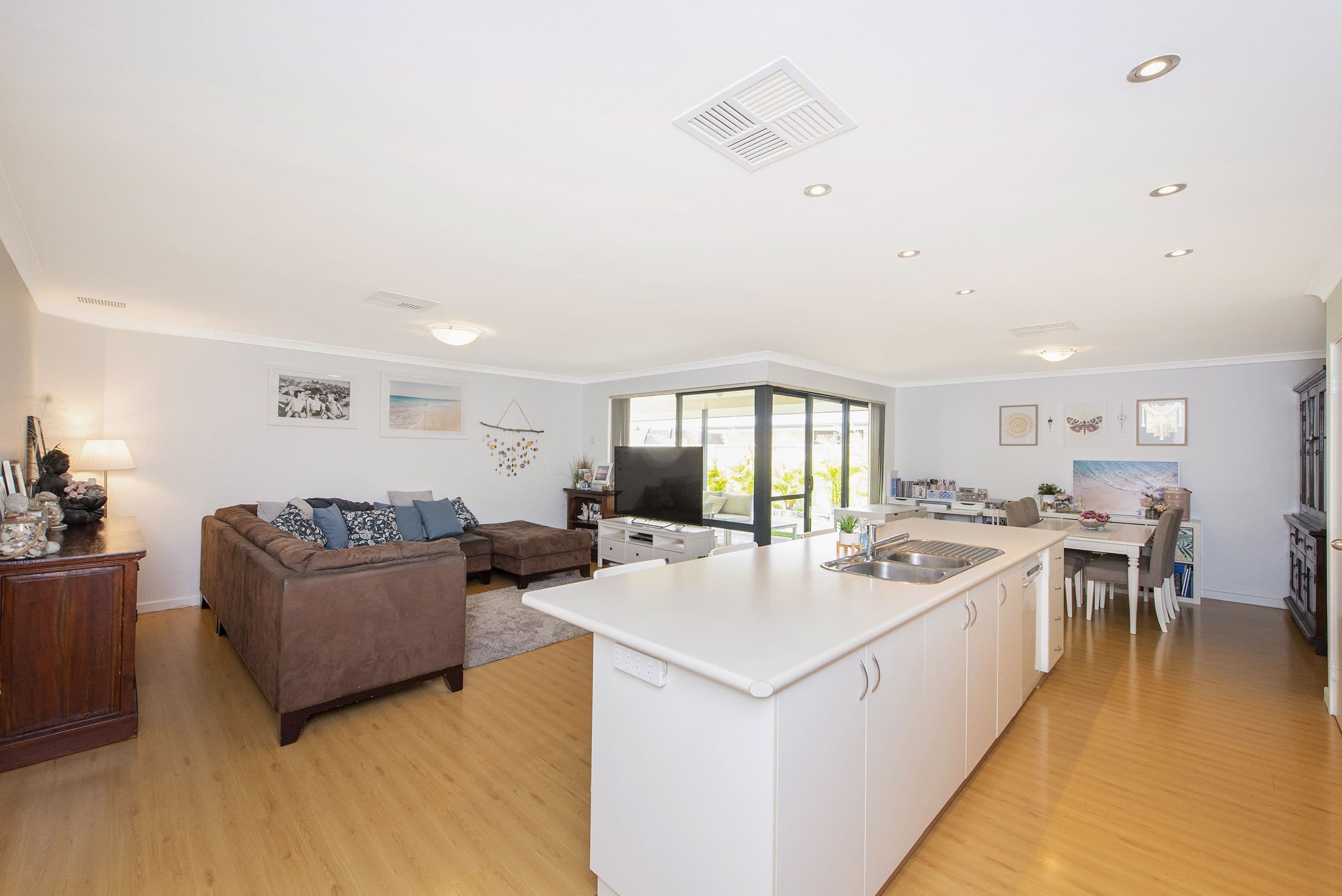 147 Arpenteur Drive, Baldivis WA 6171, Baldivis - Thumbnail 7