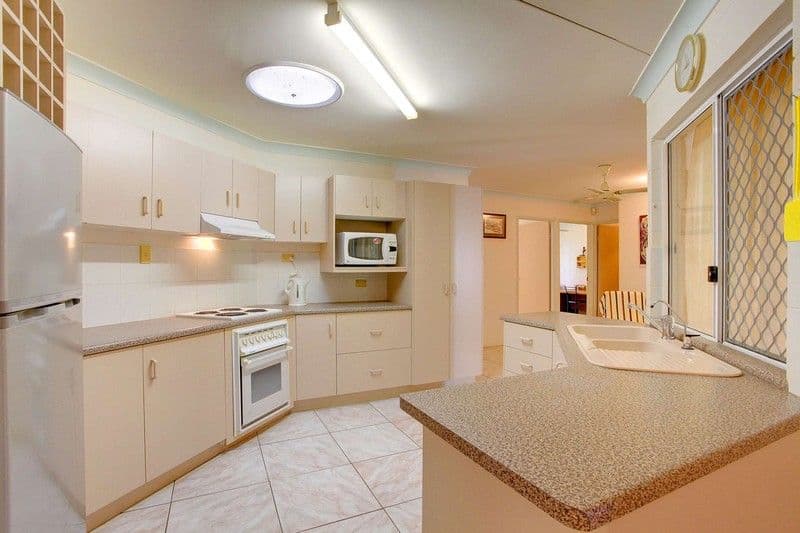 8 Duncan Court, KELSO QLD 4815, Kelso - Thumbnail 3