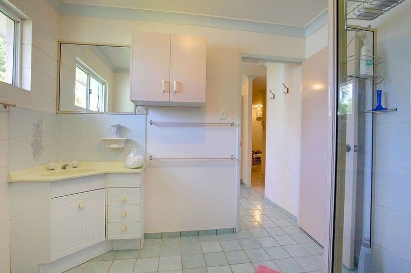 8 Duncan Court, KELSO QLD 4815, Kelso - Thumbnail 6