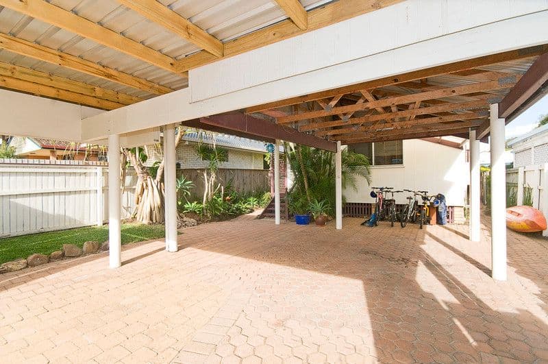 34 Seventh Avenue, PALM BEACH QLD 4221, Palm Beach - Thumbnail 6