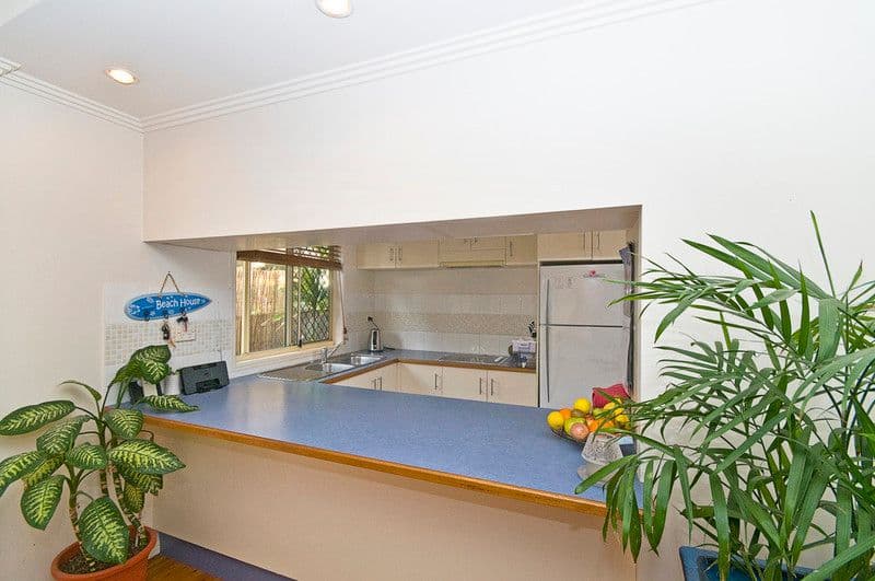 34 Seventh Avenue, PALM BEACH QLD 4221, Palm Beach - Thumbnail 8