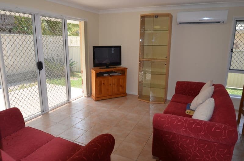 12 Leighanne Crescent, ARUNDEL QLD 4214, Arundel - Thumbnail 4