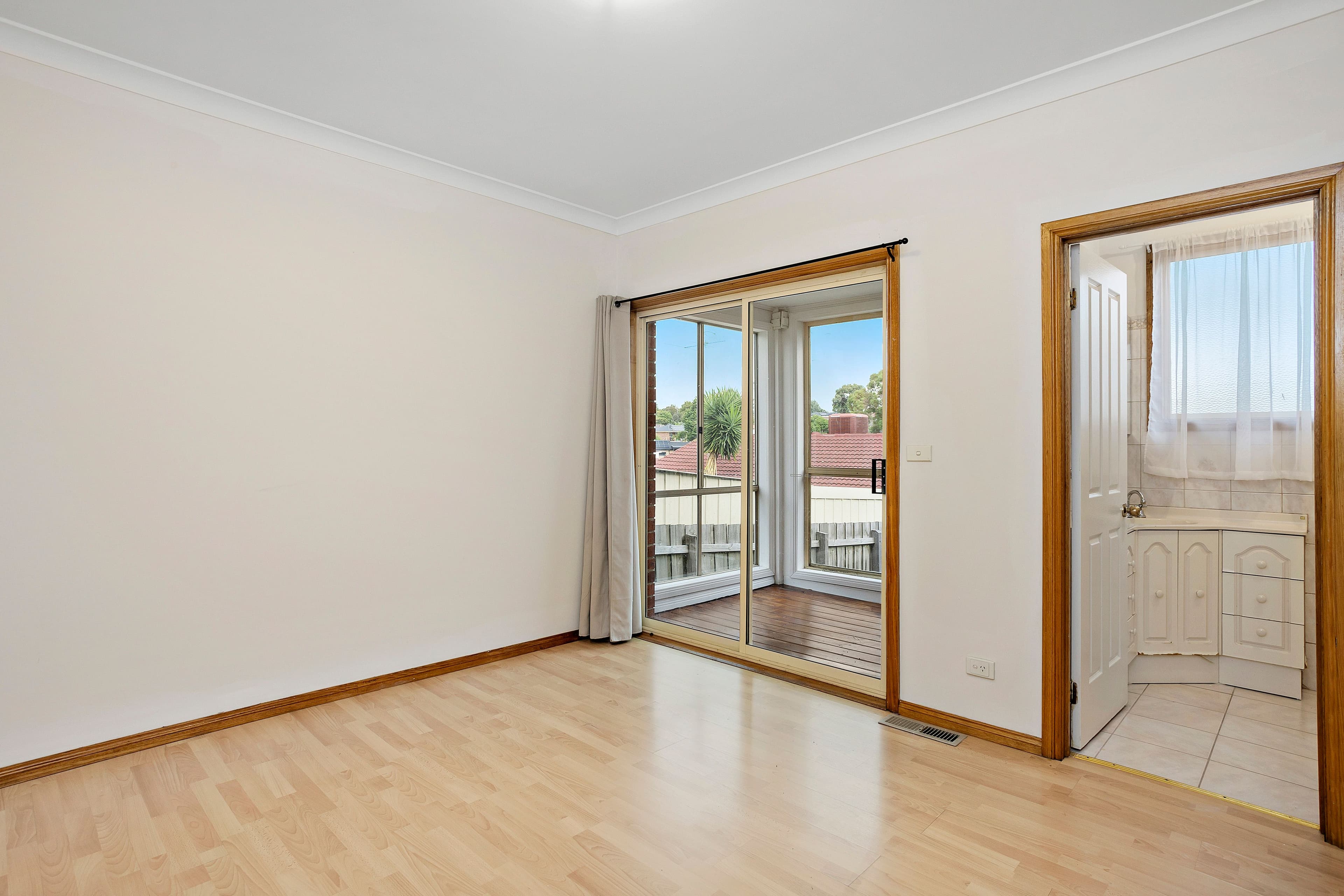 1a Lawson Way, Endeavour Hills VIC 3802, Endeavour Hills - Thumbnail 3