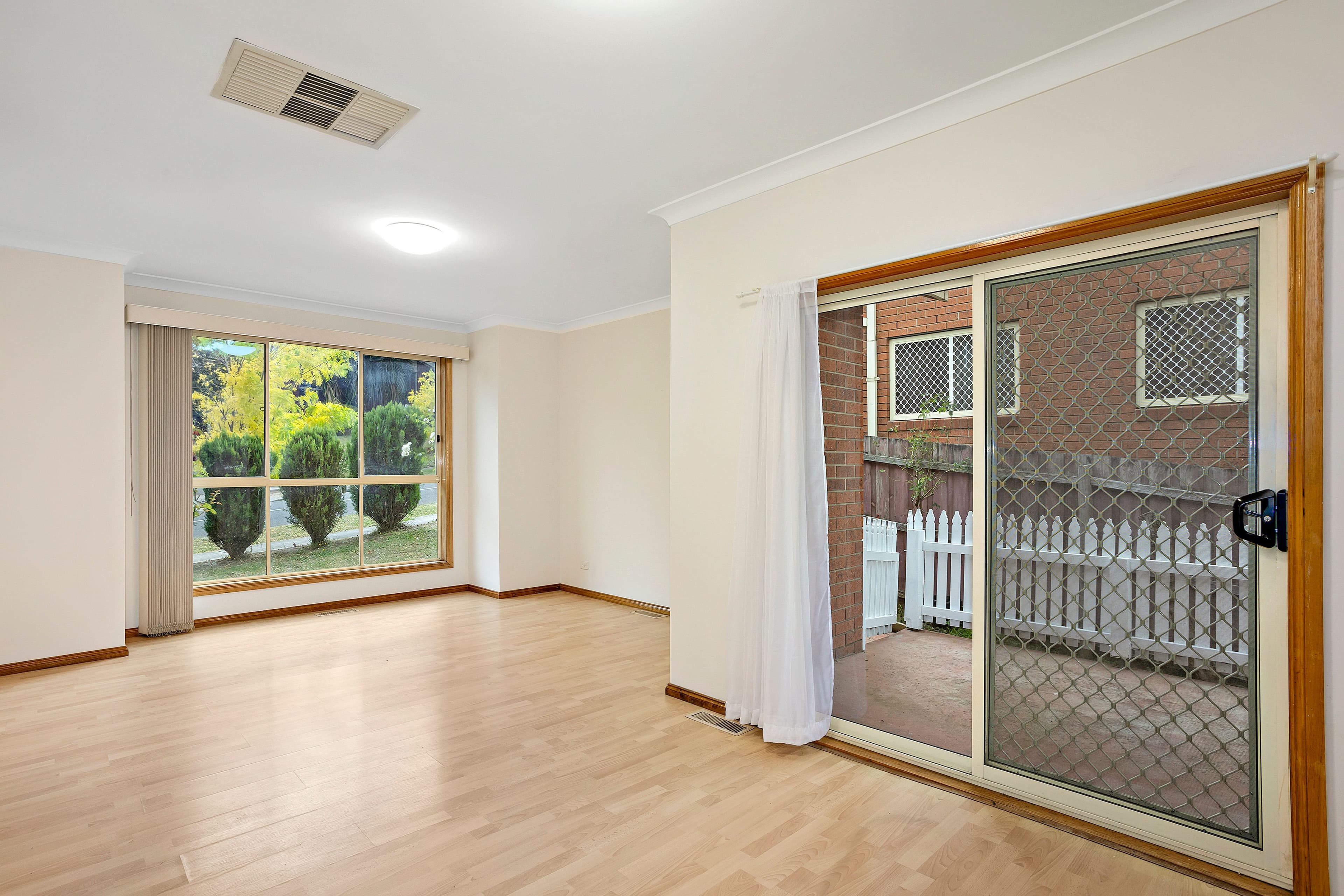 1a Lawson Way, Endeavour Hills VIC 3802, Endeavour Hills - Thumbnail 4