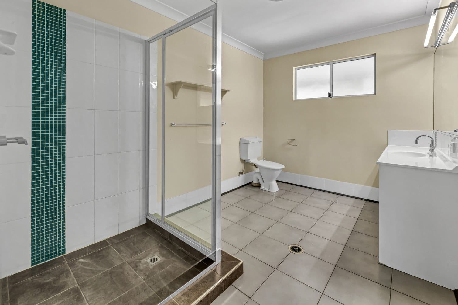 22 Oregon Way, Oxenford QLD 4210, Oxenford - Thumbnail 7