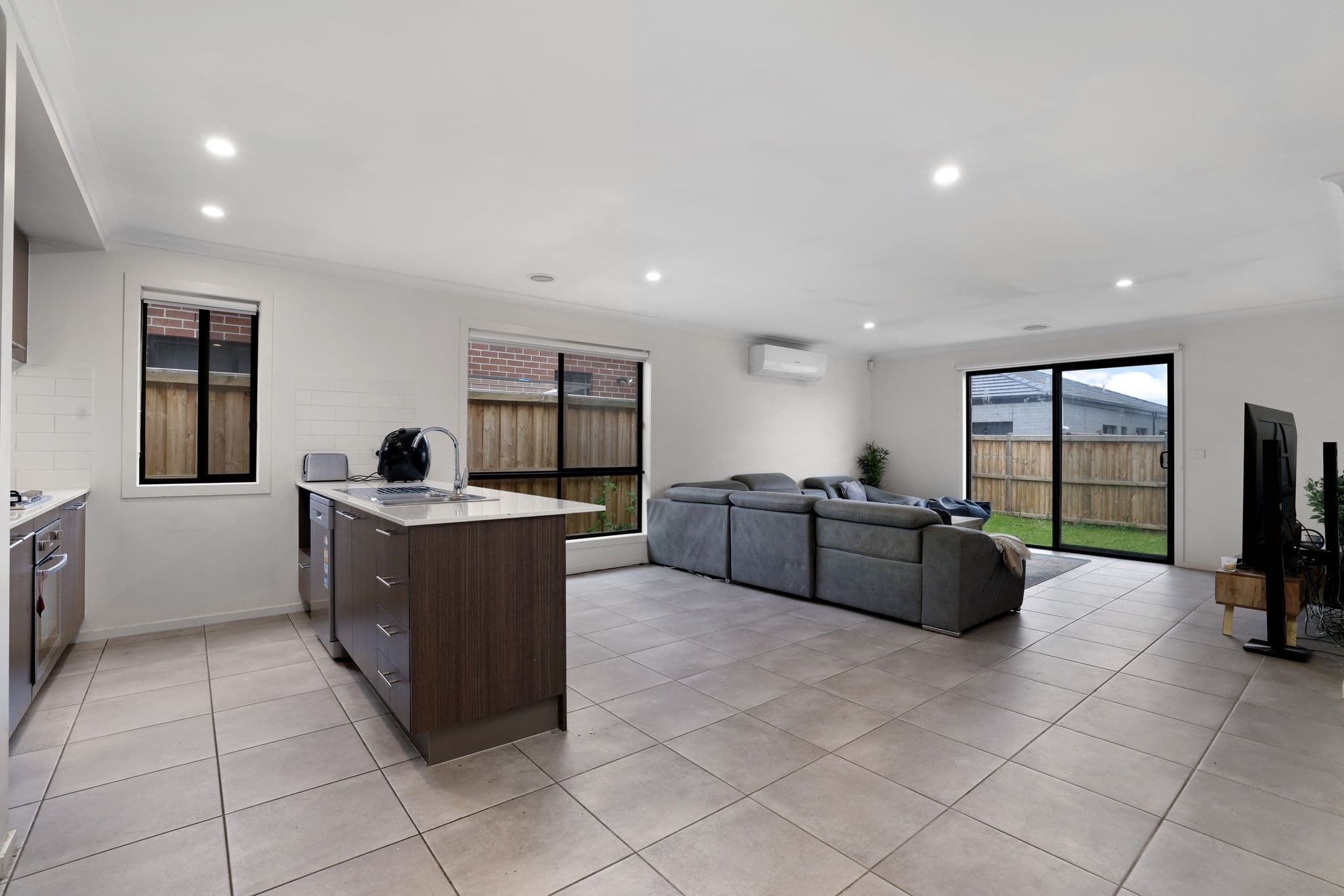 7 Milos Court, FRASER RISE VIC 3336, Fraser Rise - Thumbnail 5