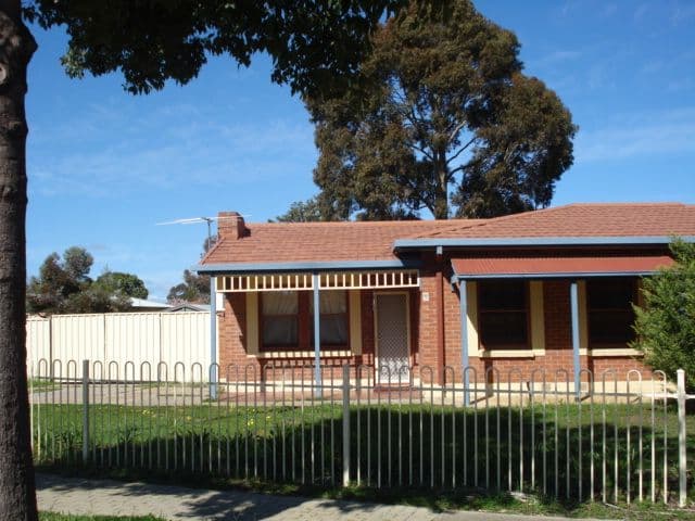33 Whiteparish Road, ELIZABETH NORTH SA 5113, Elizabeth North - Image 1