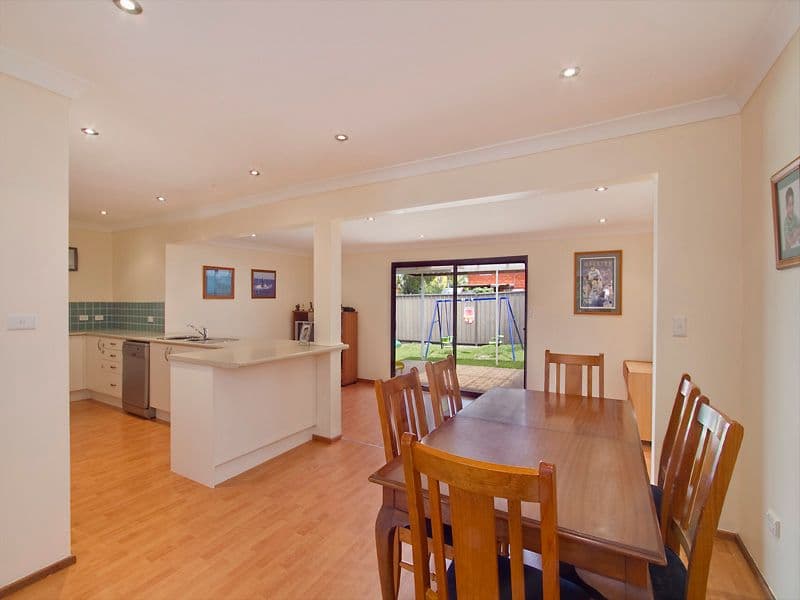 8 Glencairn Court, Eltham North, Eltham North - Image 1