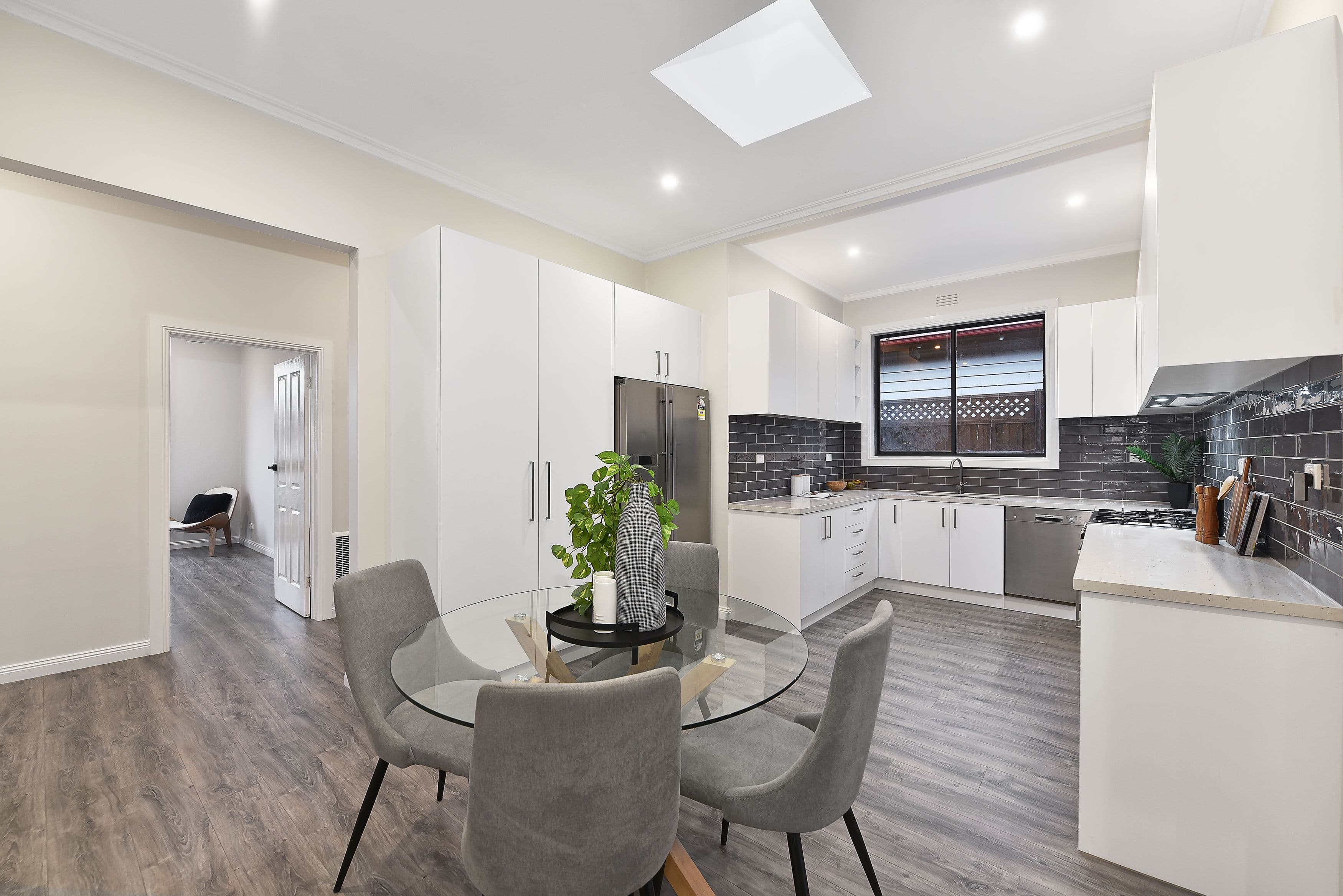 10 Fraser Street, Coburg VIC 3058, Coburg - Thumbnail 4