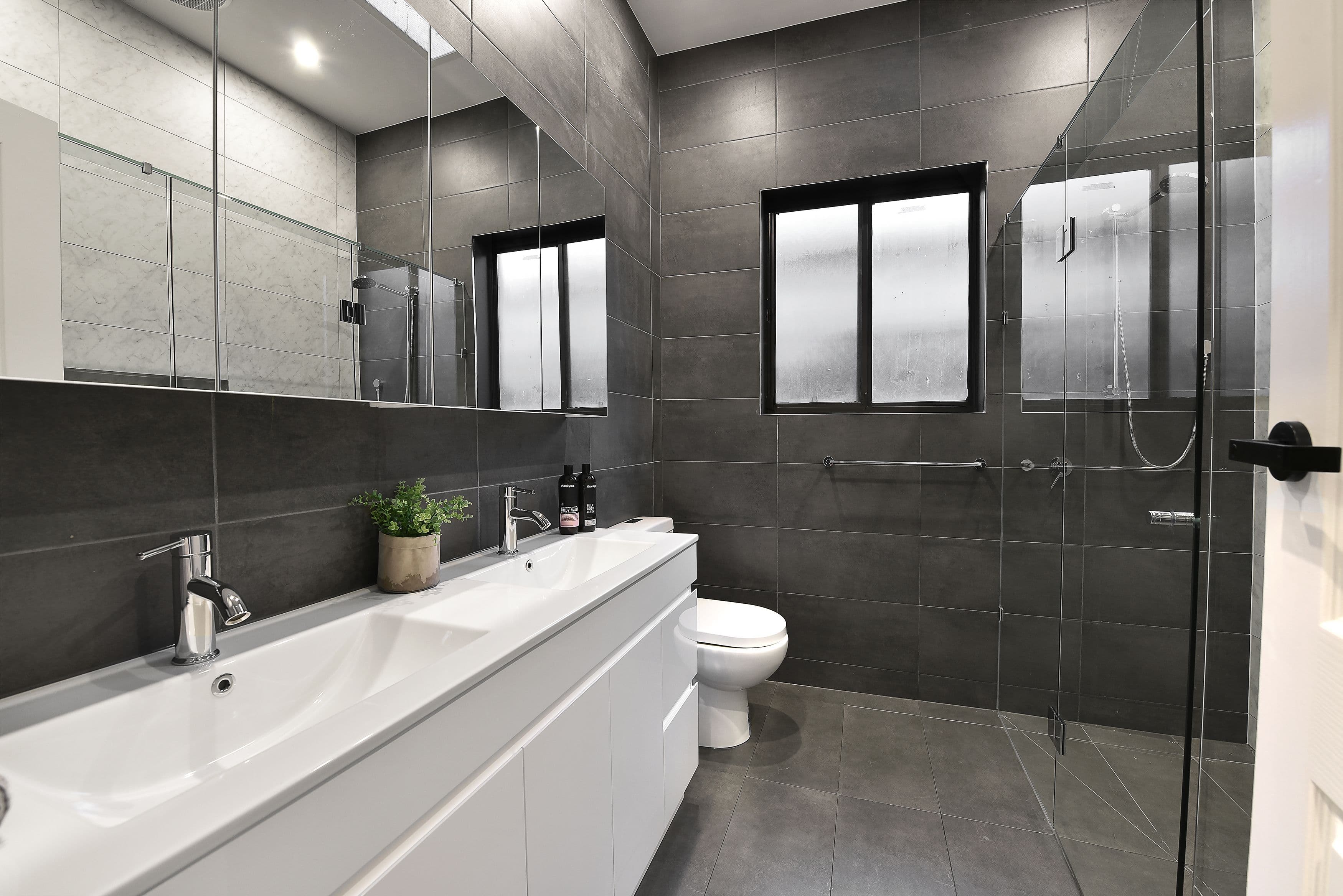 10 Fraser Street, Coburg VIC 3058, Coburg - Thumbnail 7