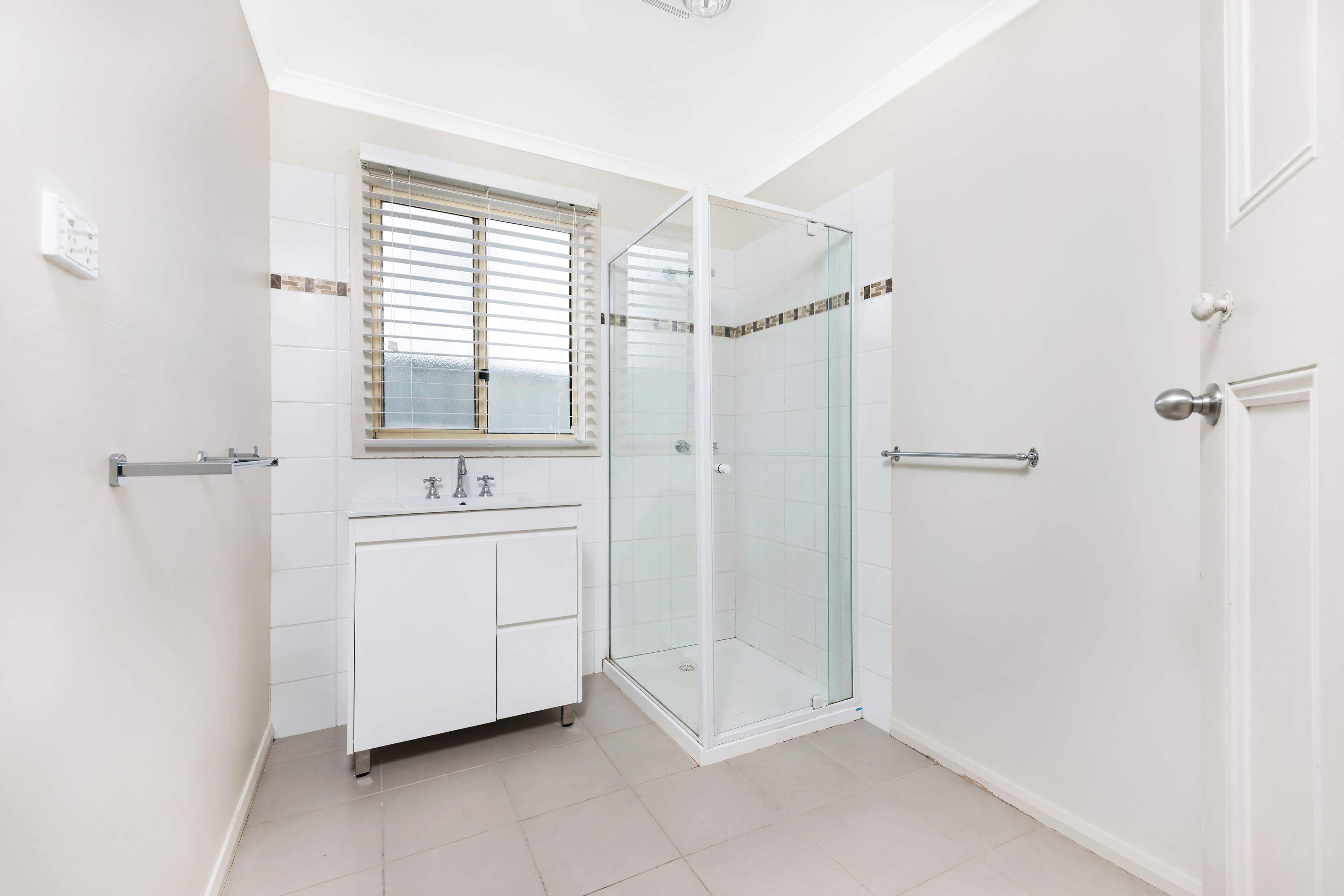6 Milverton Lane, Canadian VIC 3350, Canadian - Thumbnail 7