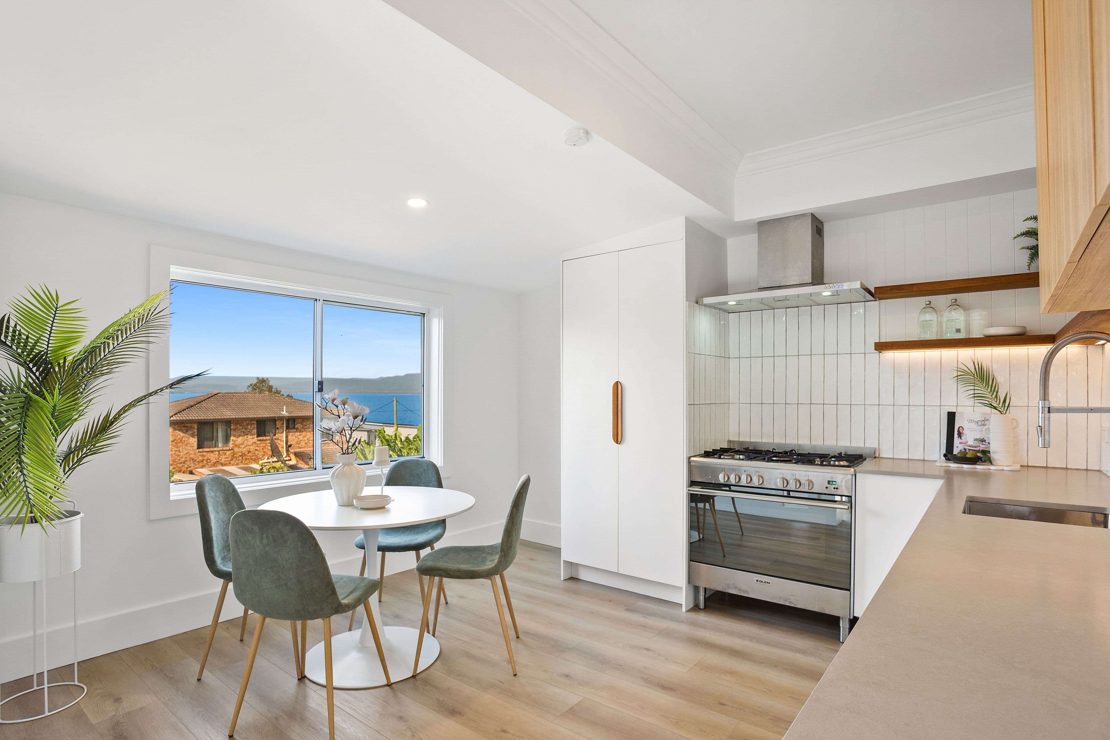 65 Grand View Parade, Lake Heights NSW 2502, Lake Heights - Thumbnail 2