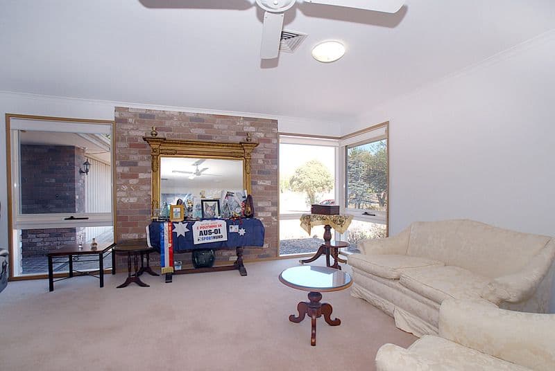 144 Kennington Park Drive, ENDEAVOUR HILLS VIC 3802, Endeavour Hills - Thumbnail 8