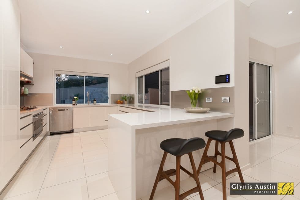 17 Jay Street, RED HILL QLD 4059, Red Hill - Thumbnail 4