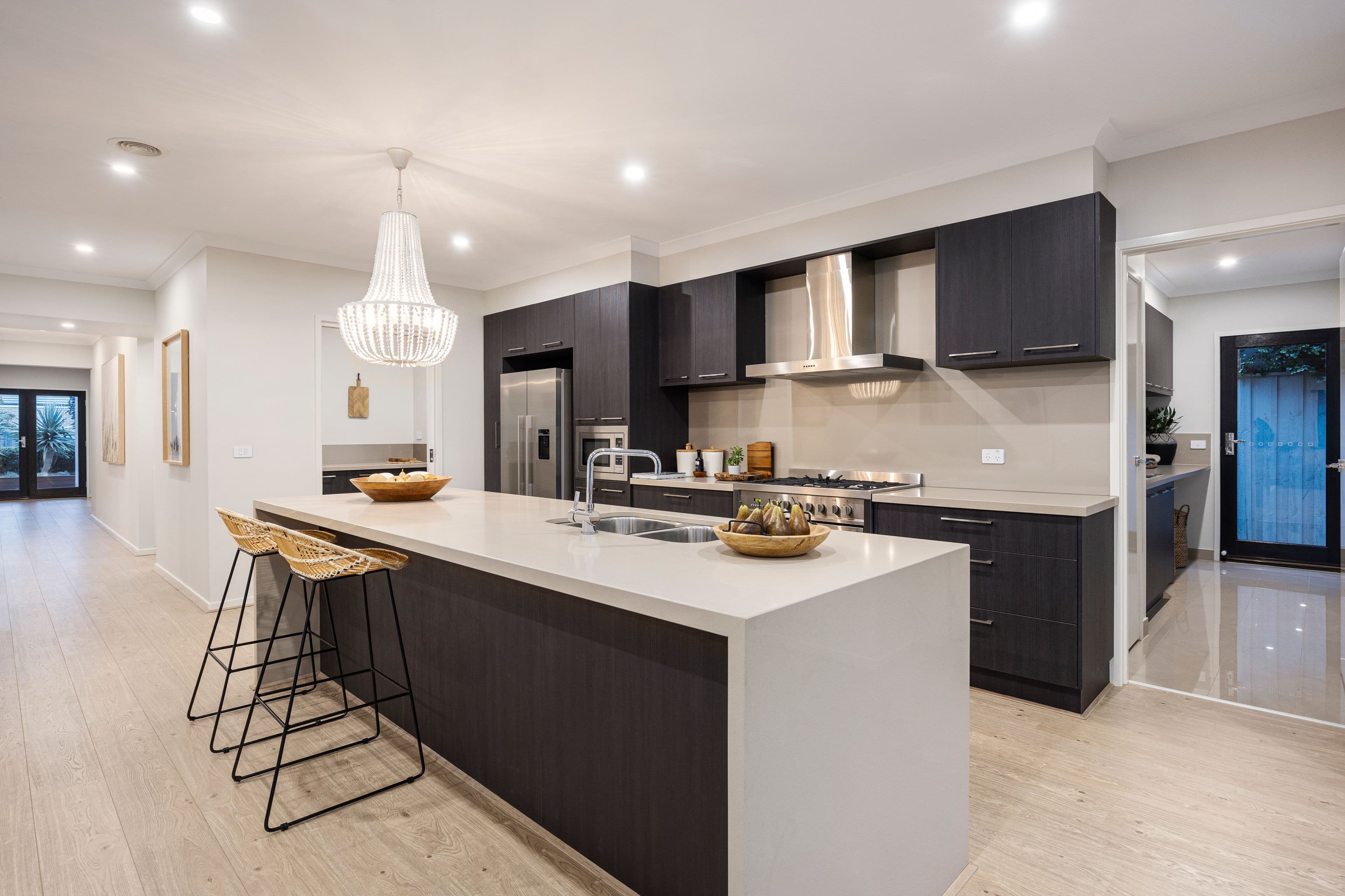 9 Littleshore Crescent, Clyde North VIC 3978, Clyde North - Thumbnail 4