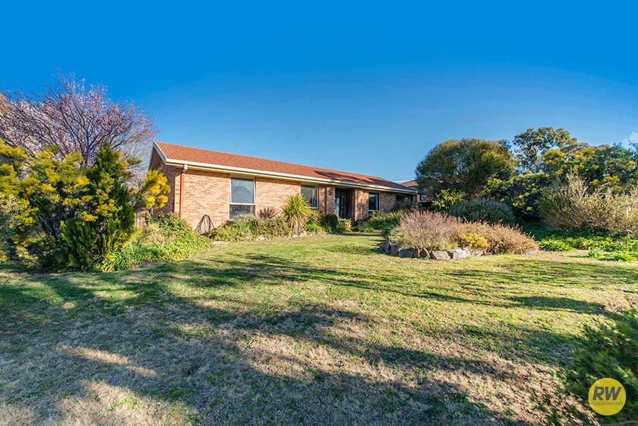 4 Bews Place, BONYTHON ACT 2905, Bonython - Image 1