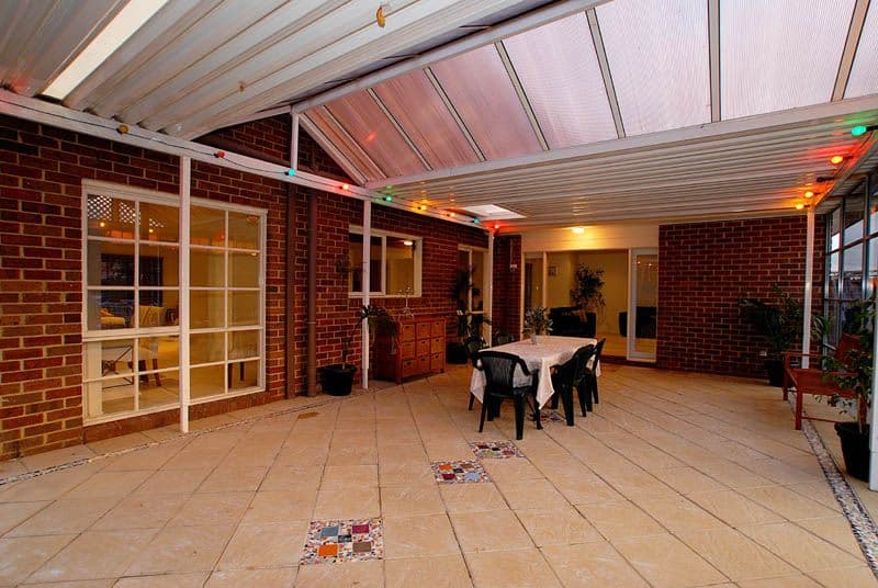 18B Tandragee Close, WANTIRNA SOUTH VIC 3152, Wantirna South - Thumbnail 2